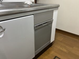 60ｃｍ食器乾燥機を45ｃｍ食洗機に取替える　食洗機再利用可能